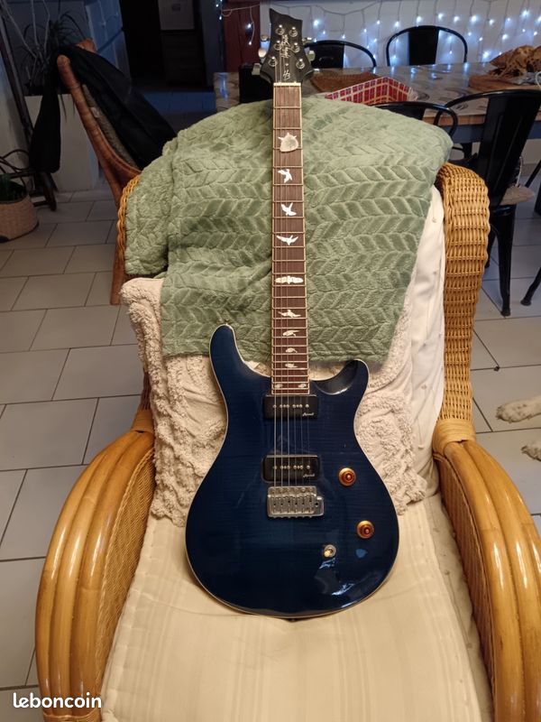 Guitare électrique Harley benton (image 1)