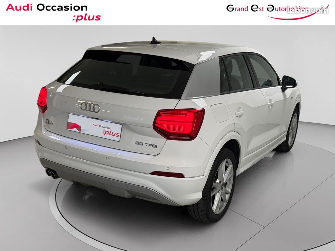 AUDI Q2 35 TFSI COD 150 S tronic 7 S Line (image 7)