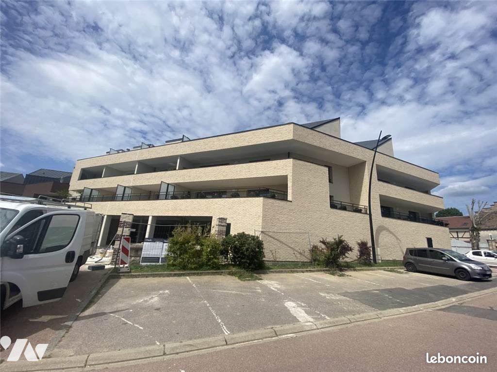 Appartement 4 pièces 99 m² · à Pacy-sur-Eure · 99 m² · 1 275 €