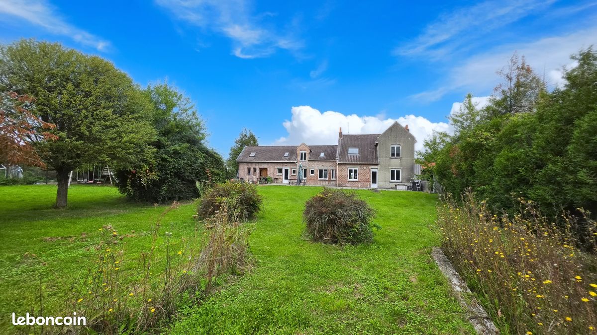 Maison 7 pièces 160 m² · à La Chapelle-d'Armentières · 160 m² · 410 000 €