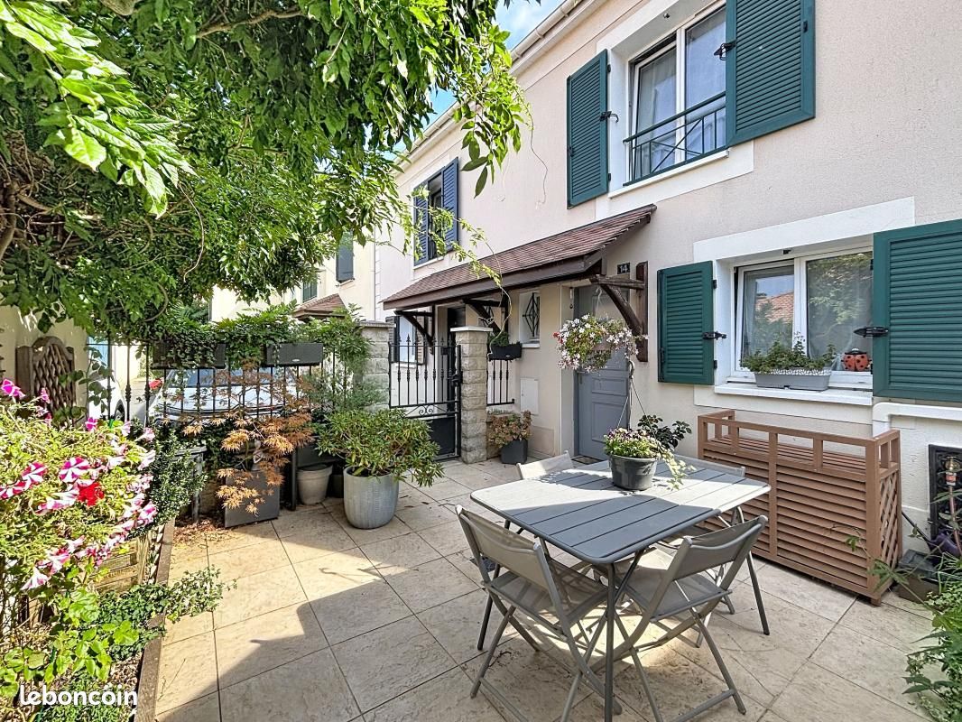 Maison 4 pièces 74 m² · à Bailly-Romainvilliers · 74 m² · 349 000 €