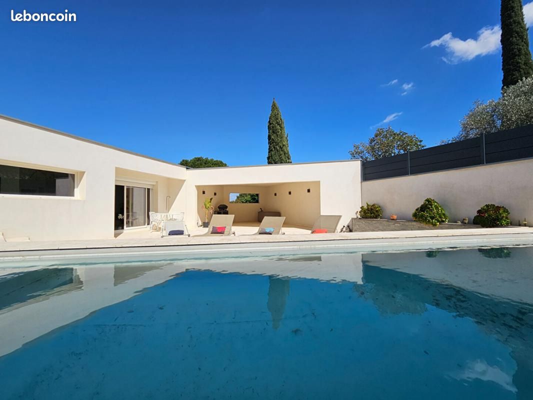 Maison 6 pièces 160 m² · à Villeneuve-lès-Avignon · 160 m² · 766 000 €