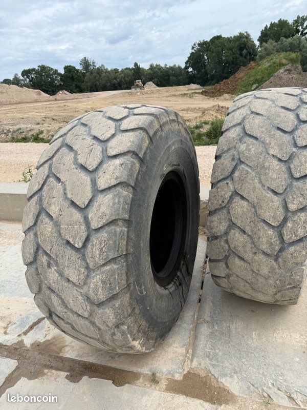 Pneus Bridgestone 23,5r25 (image 1)