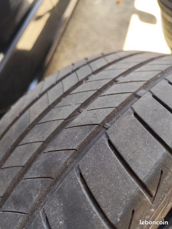 Pneus 215 45 R17 91V Bridgestone Turanza (image 3)
