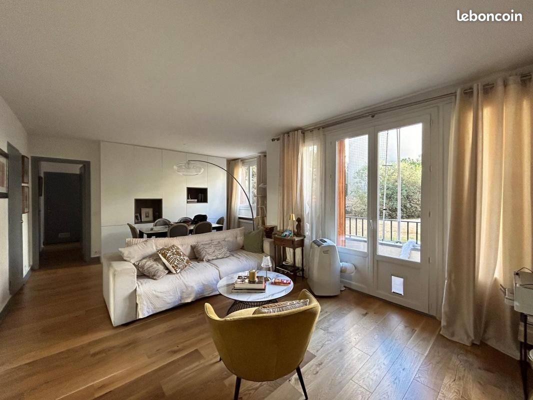 Appartement 4 pièces 93 m² · à Paris · 93 m² · 3 500 €/mois