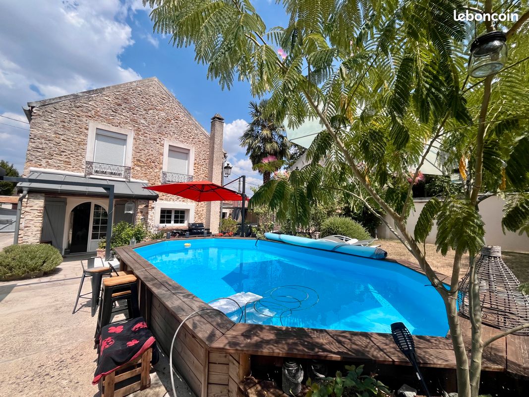 Maison 6 pièces 220 m² · à Saint-Fargeau-Ponthierry · 220 m² · 595 000 €