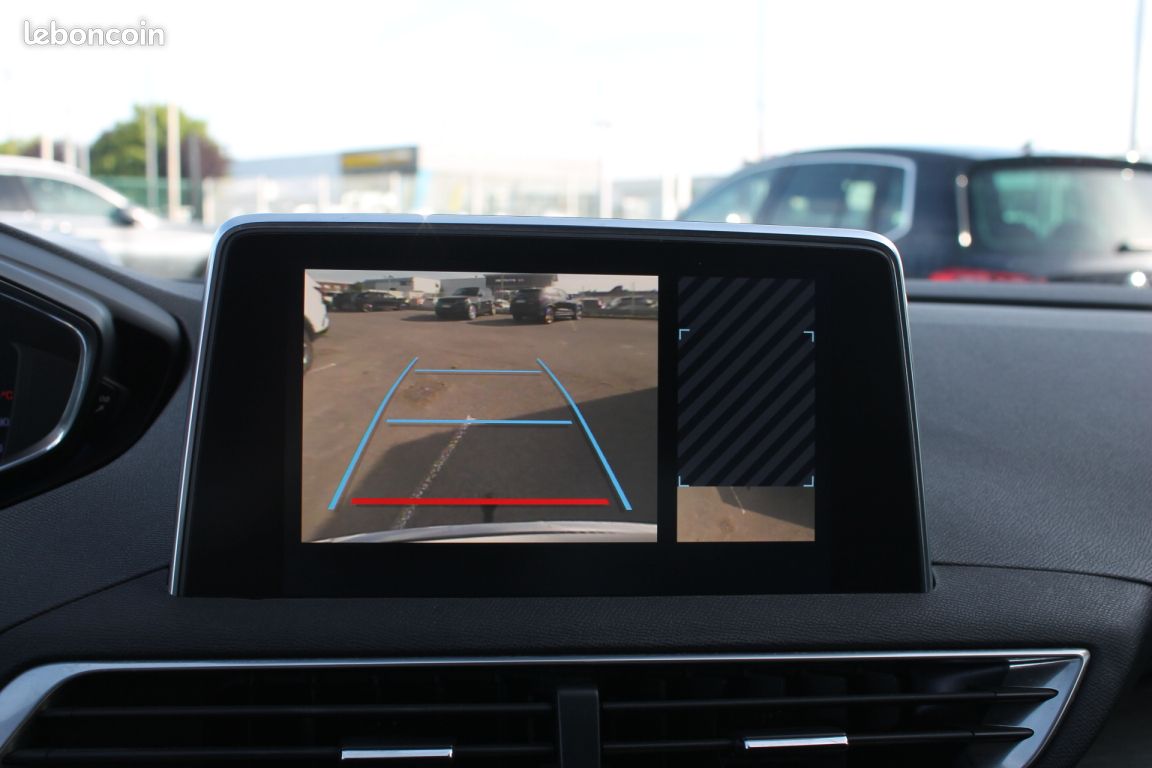 Peugeot 3008 2.0 BlueHDi 180ch SetS EAT6 GT (image 16)