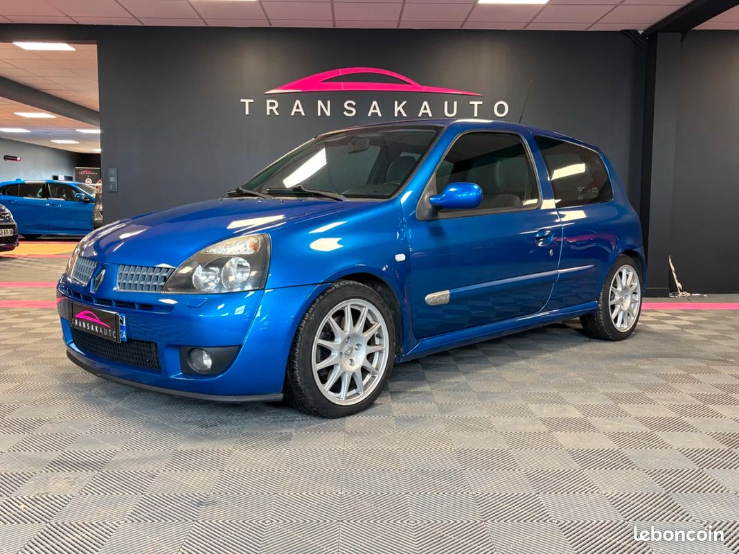 RENAULT CLIO 2.0i 16V Sport Jean Ragnotti (image 1)