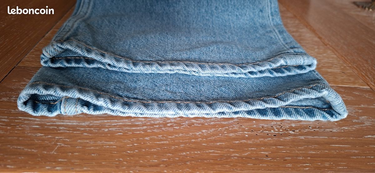 Jean droit bleu moyen MANGO T.40 (image 3)