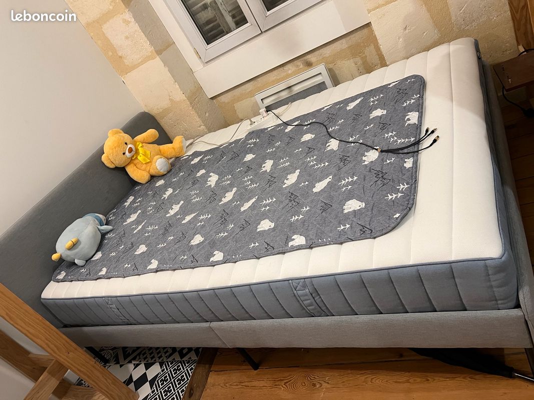 Vente d'un nouveau lit IKEA 140x200 (Cadre de lit inclus) (image 4)