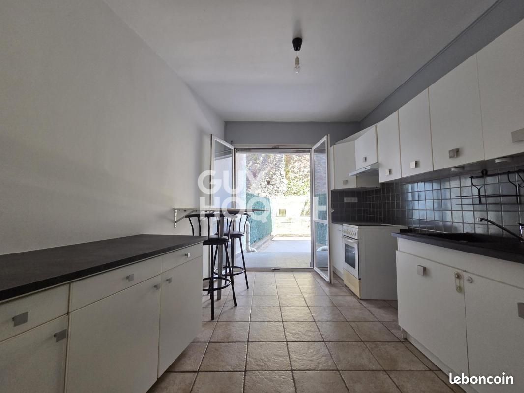 Appartement 3 pièces 75 m² · à Rodez · 75 m² · 690 €/mois