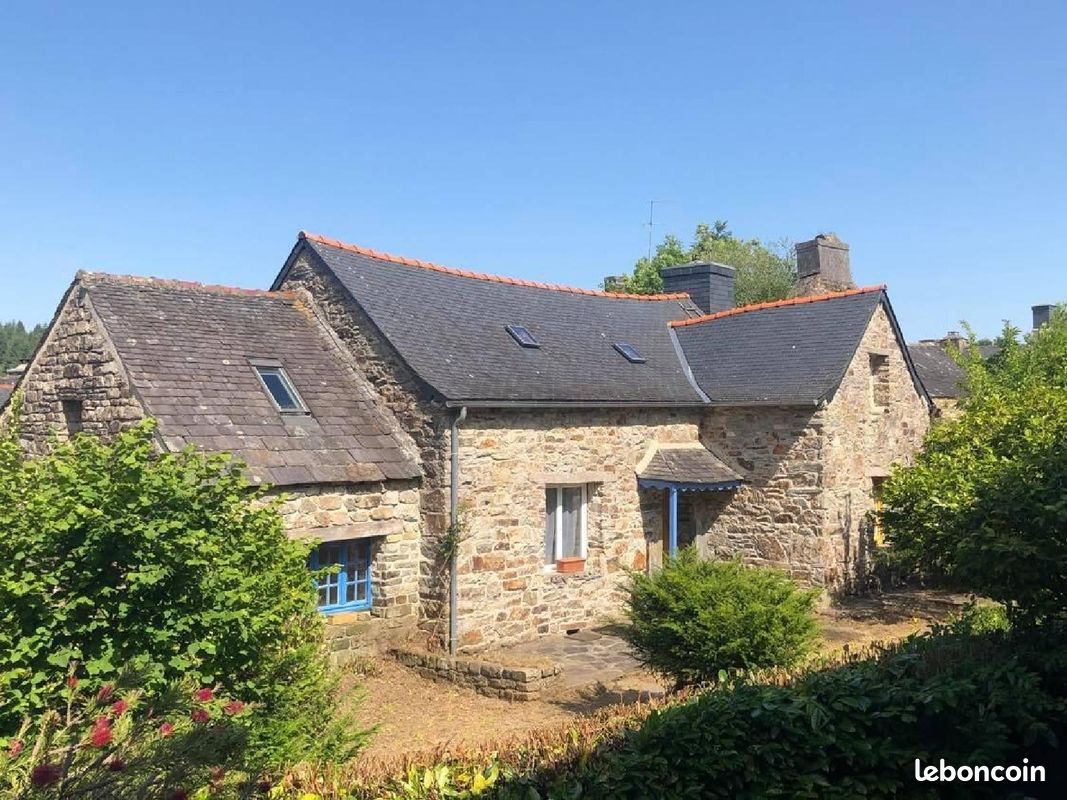 Maison 6 pièces 101 m² · à Saint-Rivoal · 101 m² · 80 250 €
