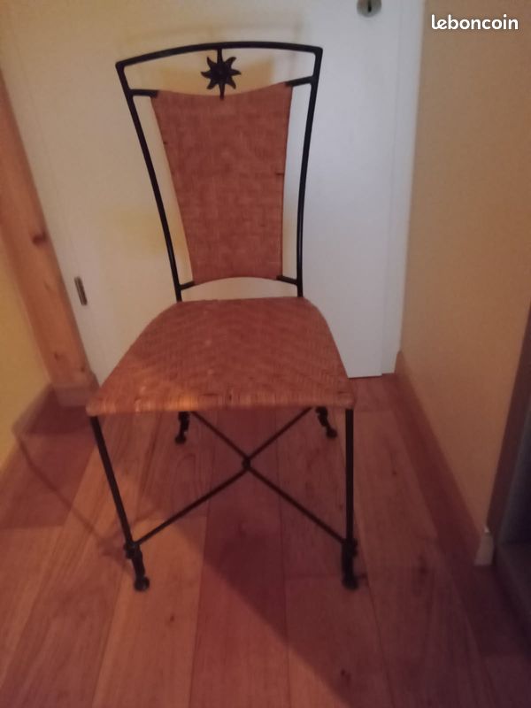 Ameublement table de salle à manger avec 4 chaises (image 4)