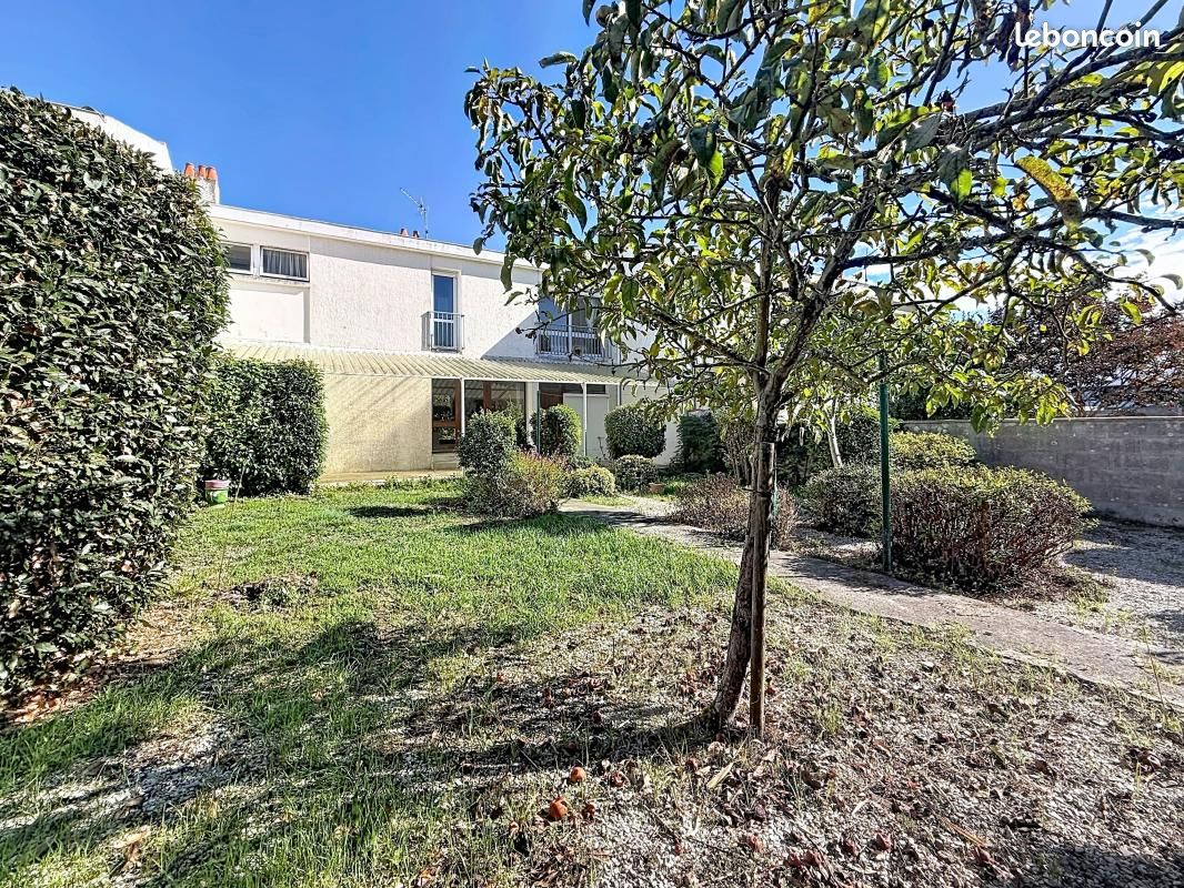 Maison 6 pièces 141 m² · à La Rochelle · 141 m² · 399 000 €