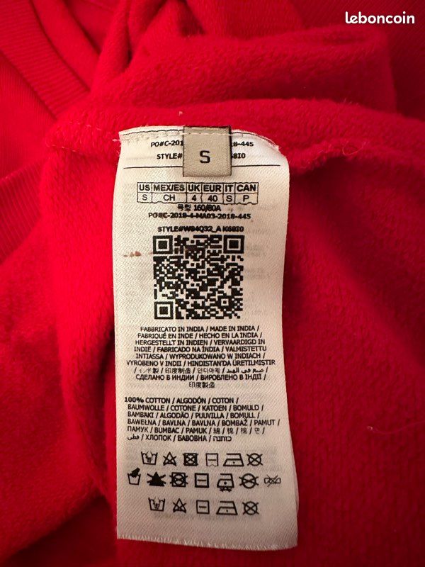 Pull rouge Guess avec strass (image 7)