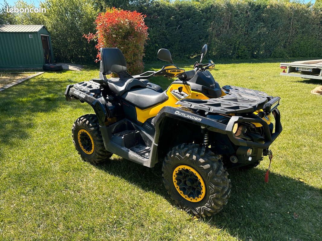 Quad can am outlander Max 650 XTP - Motos