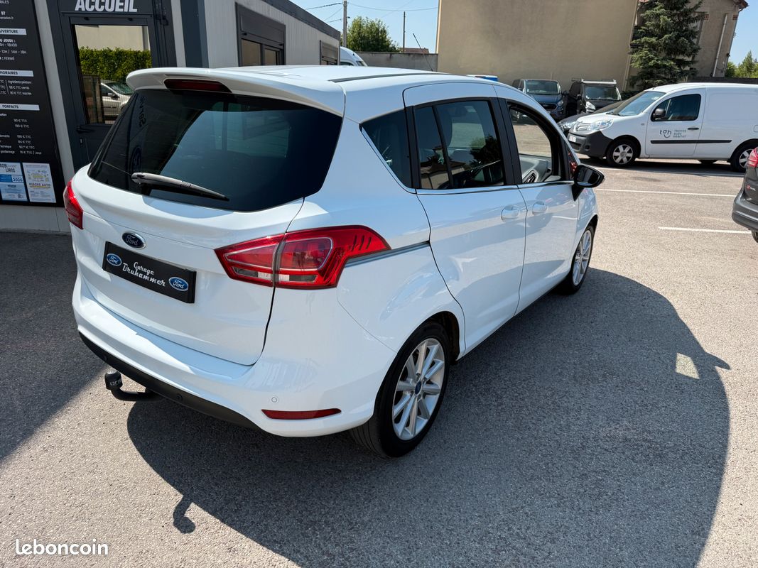 FORD B-MAX 1.0 EcoBoost 100ch Titanium S&S régulateur / Aide au stationnent / GPS / Clim Auto (image 3)