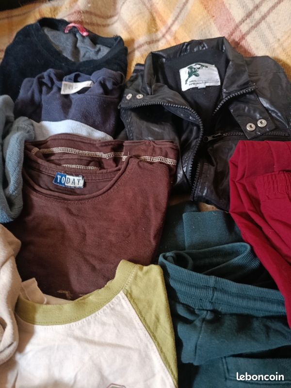 Lot vêtements enfant 8 ans (image 3)