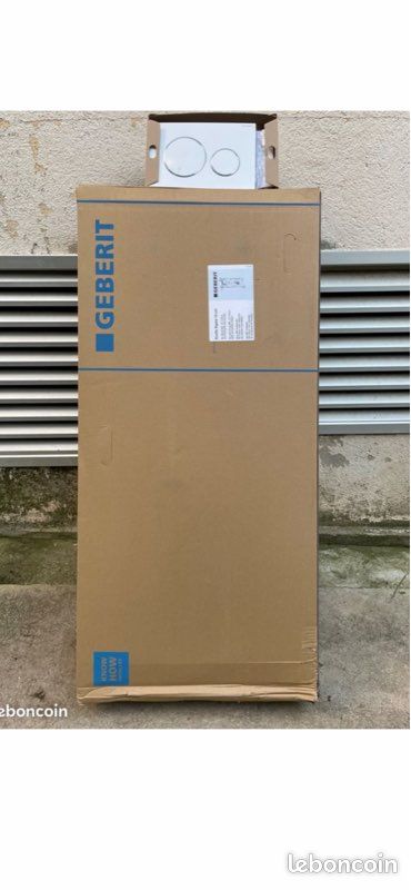 Ensemble bâti support WC autoportant Geberit Duofix UP320 et plaque de déclenchement Geberit Sigma20 blanc chromé blanc, matériels neufs, jamais montés, dans leurs emballages (image 2)