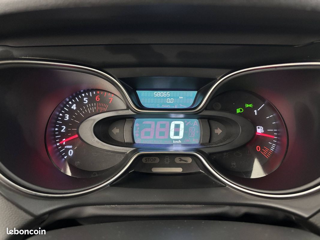 RENAULT Captur TCe 90 - 19 Business (image 17)
