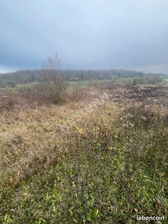 Terrain 340 m² PROUVAIS