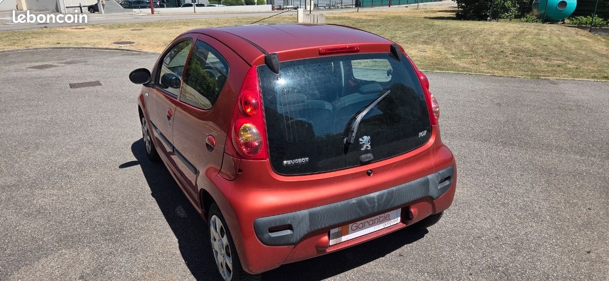 Peugeot 107 1.0l 68 ch climatisation 5 portes (image 2)