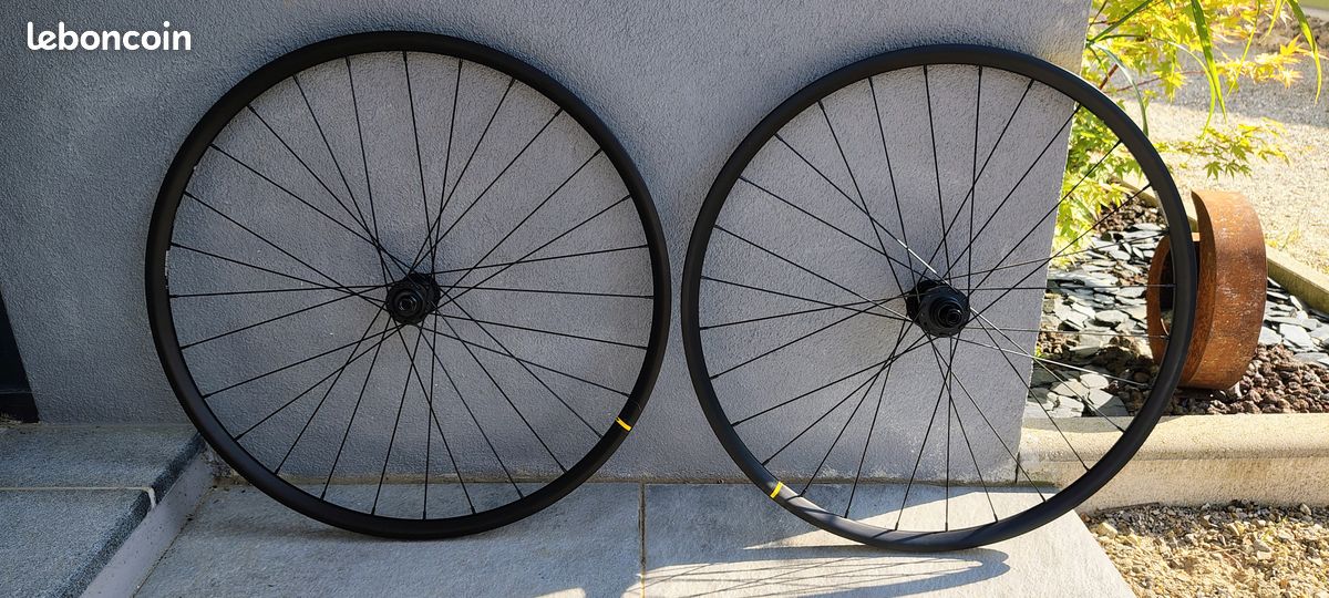 Roues Mavic Open Disc neuves Équipements vélos