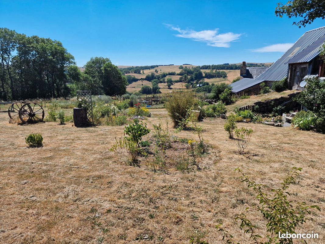 Maison 5 pièces 130 m² · à Saint-Saturnin · 130 m² · 212 000 €