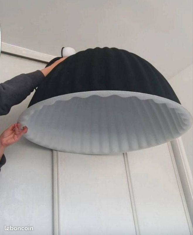 Suspension Muuto Under the bell design 82 cm (image 1)