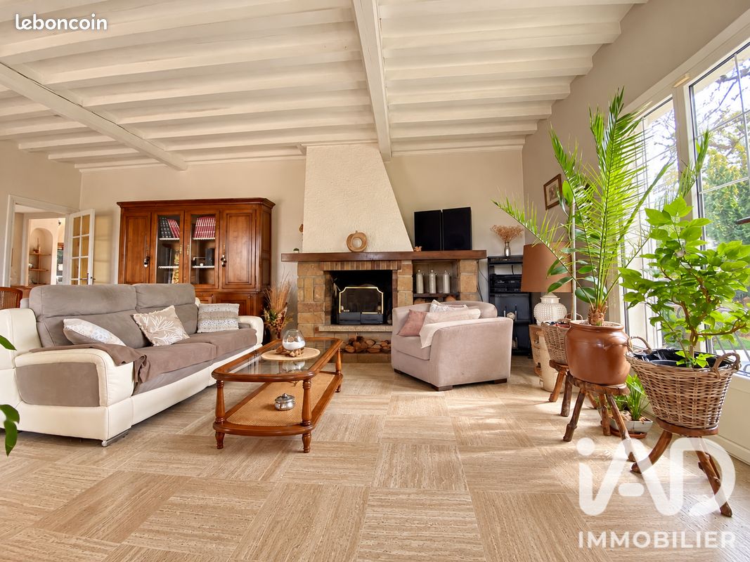 Maison 7 pièces 155 m² · à Saint-Galmier · 155 m² · 430 000 €