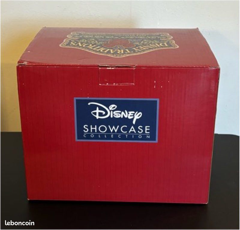 Figurine Disney Showcase Collection La Belle au Bois Dormant Enchanted Kiss Enesco (image 2)