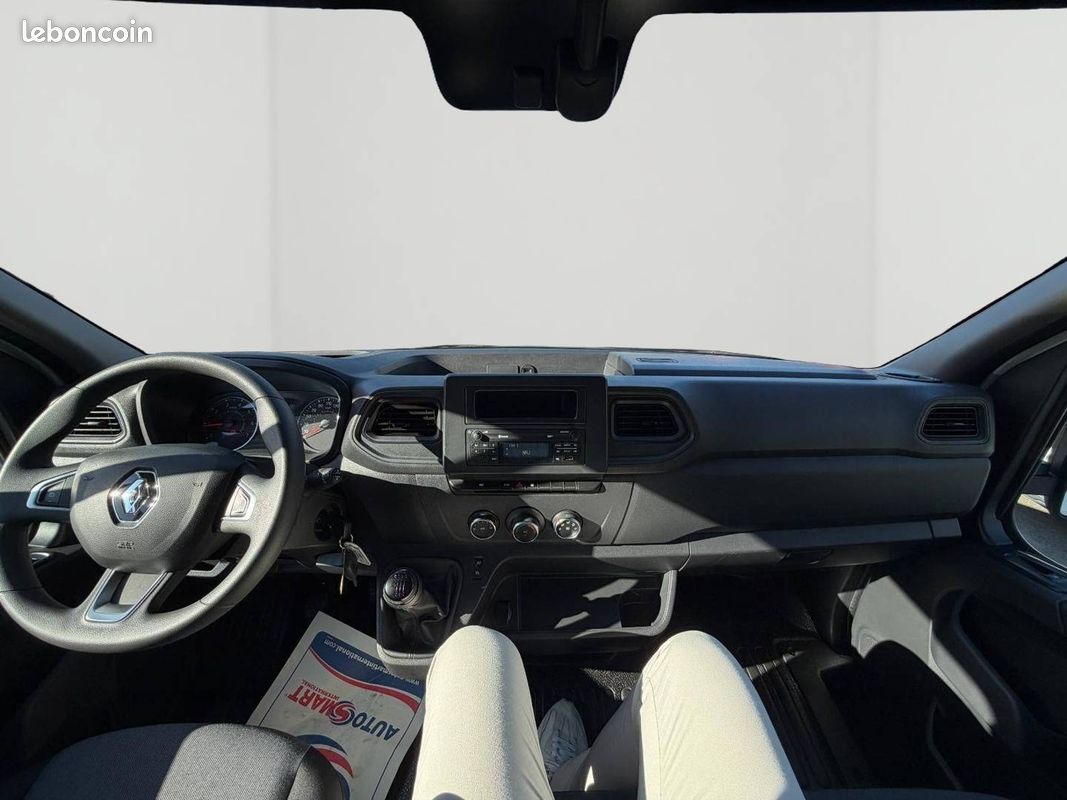 Renault master fgn trac f3500 l2h2 blue dci 135 confort (image 13)