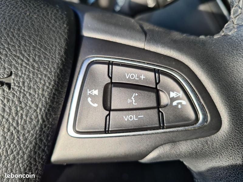 Ford C-MAX 1.5 TDCi 120 Titanium (image 10)