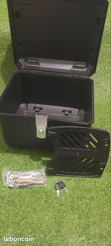 Malette top case moto et scooter (image 2)