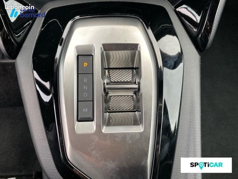 Peugeot 2008 1.2 Hybrid 145ch Style e-DCS6 (image 14)