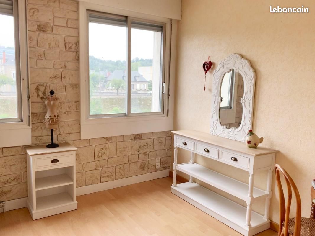Studio 1 pièce 24 m² - Brive-la-Gaillarde 19100 (image principale 3)