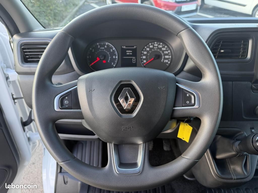 RENAULT MASTER III FOURGON F3500 L2H2 2.3 Blue dCi - 135 Traction Confort (image 14)