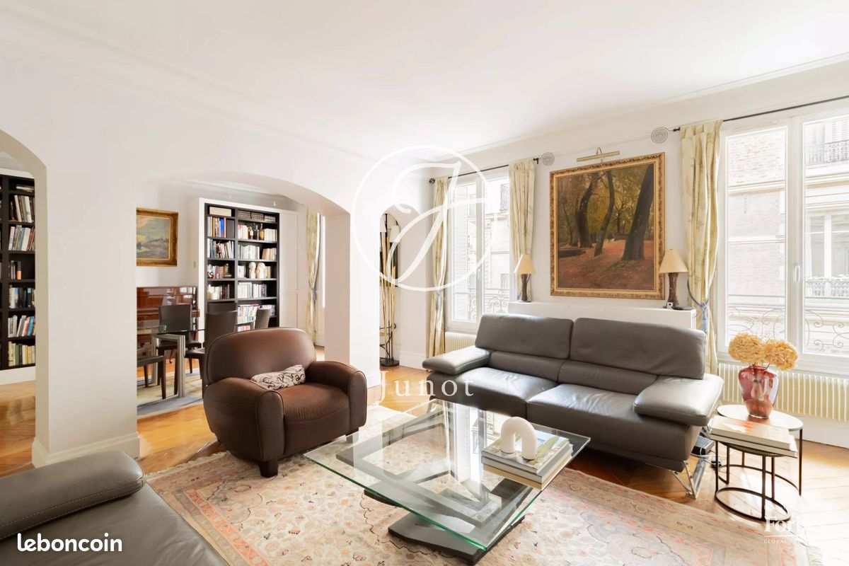 Appartement 5 pièces 128 m² · à Paris · 128 m² · 1 595 000 €