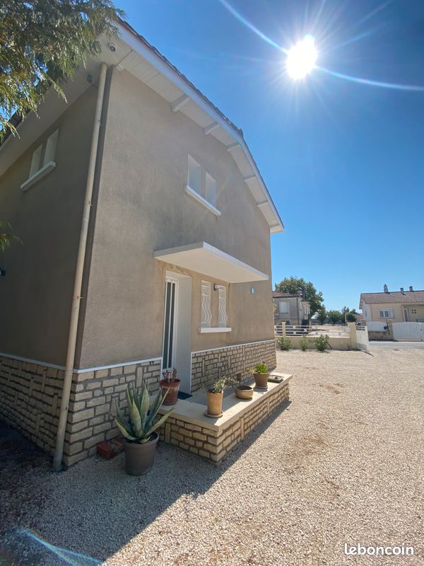 Maison 4 pièces 94 m² · à Matha · 94 m² · 153 000 €
