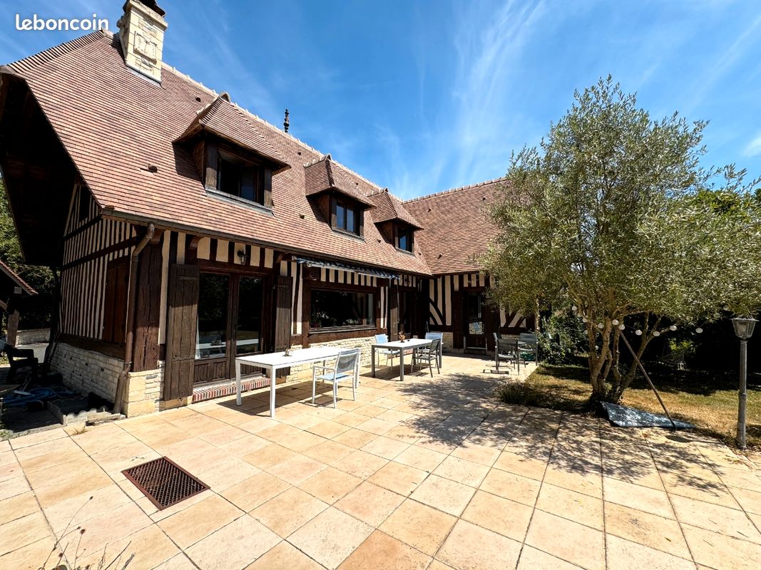 Maison 7 pièces 190 m² · à Saint-Martin-de-la-Lieue · 190 m² · 460 000 €