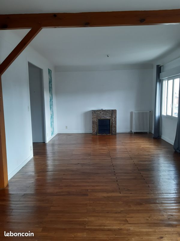 Appartement 5 pièces 120 m² · à Niort · 120 m² · 995 €/mois