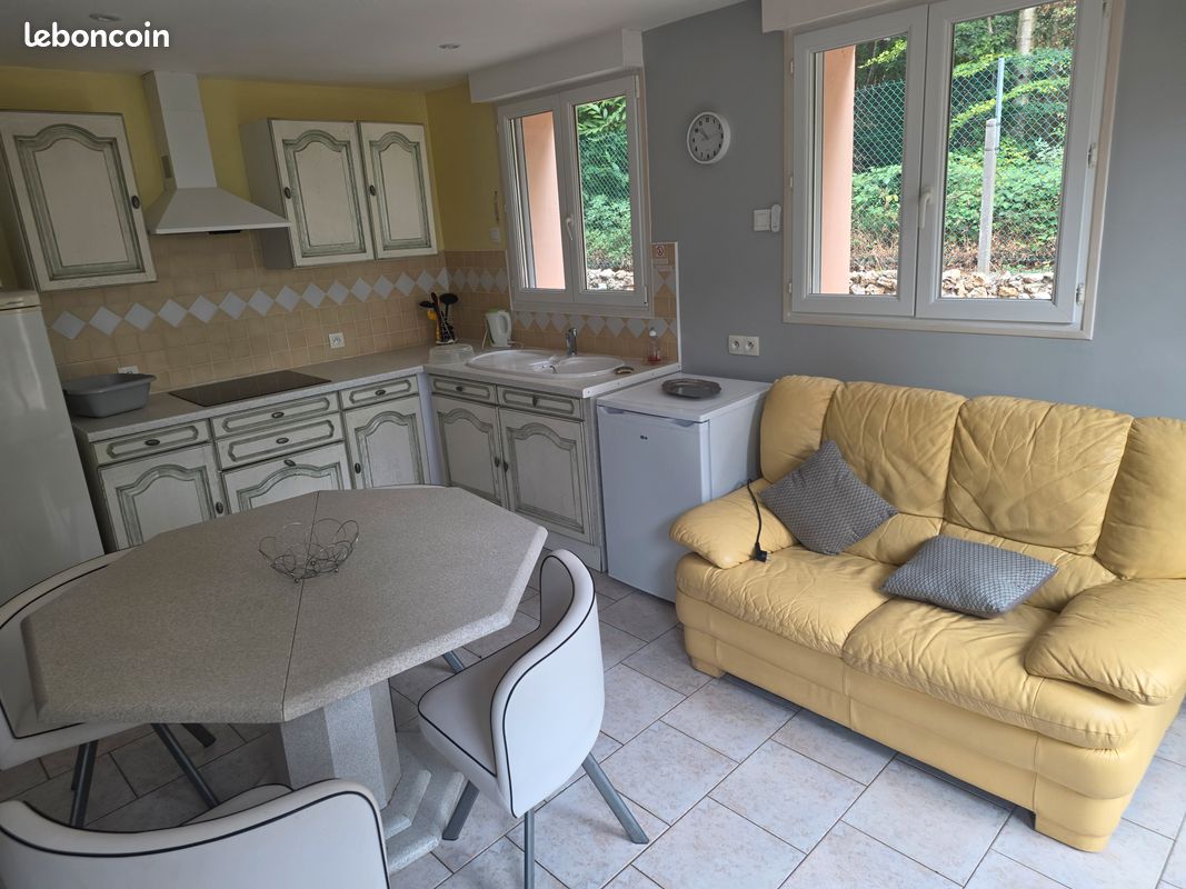 Appartement 3 pièces 45 m² · à Beaumontel · 45 m² · 560 €