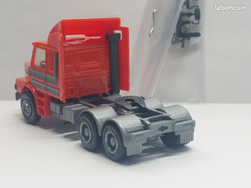 Mercedes Benz, Actros L MP1, tracteur à 3 essieux, vert olive - HERPA