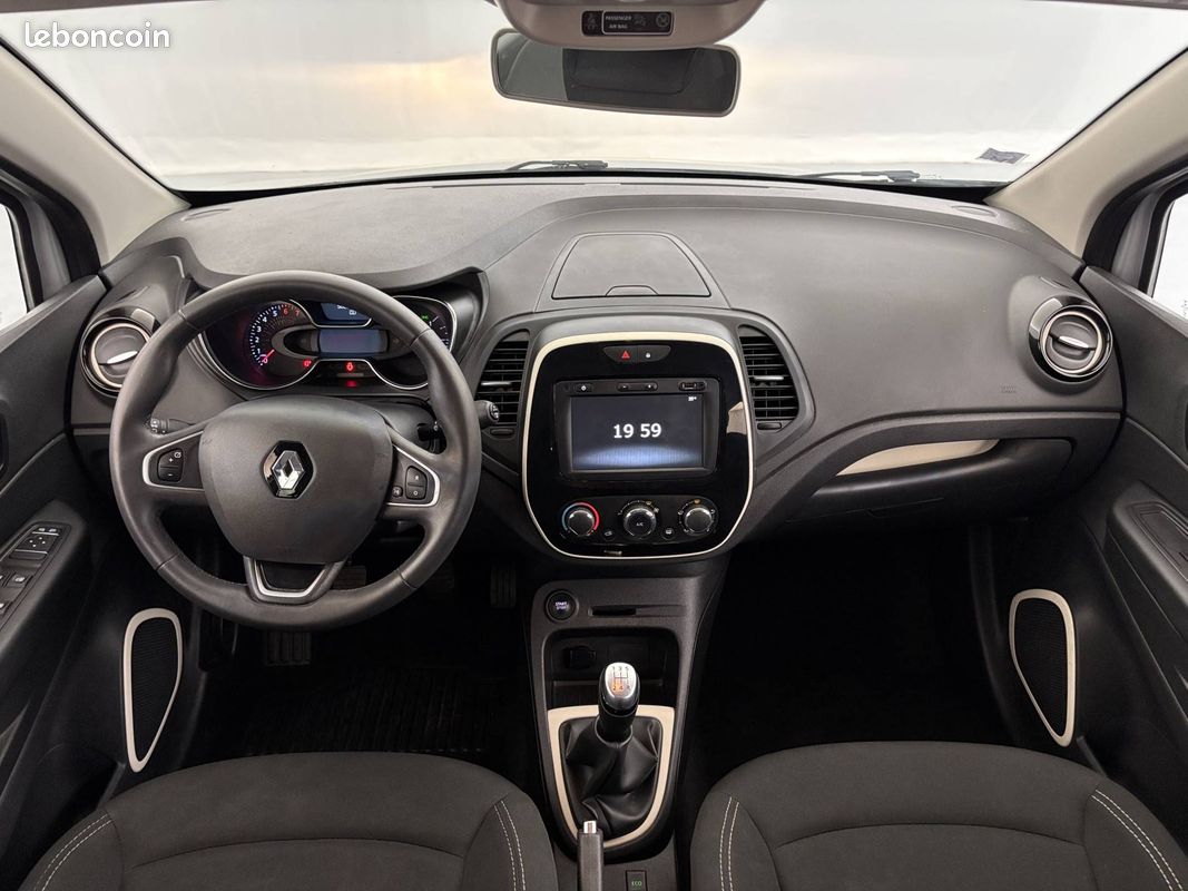 RENAULT Captur TCe 90 - 19 Business (image 29)