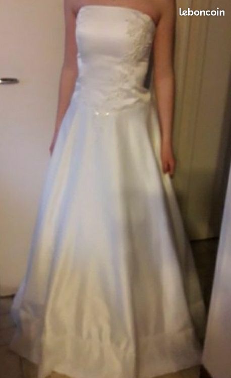 Robe de mariée pressing ok Vêtements