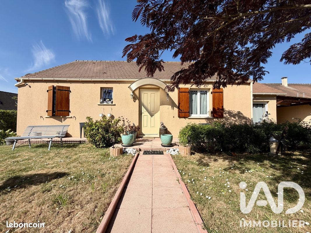 Maison 6 pièces 110 m² · à Bouville · 110 m² · 312 000 €