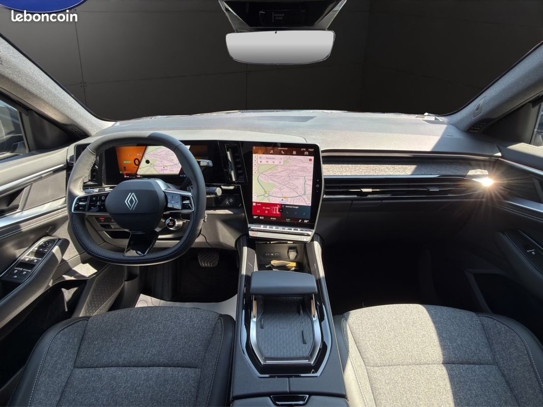 Renault RAFALE techno full hybrid E-Tech 200 ch 25 (image 13)