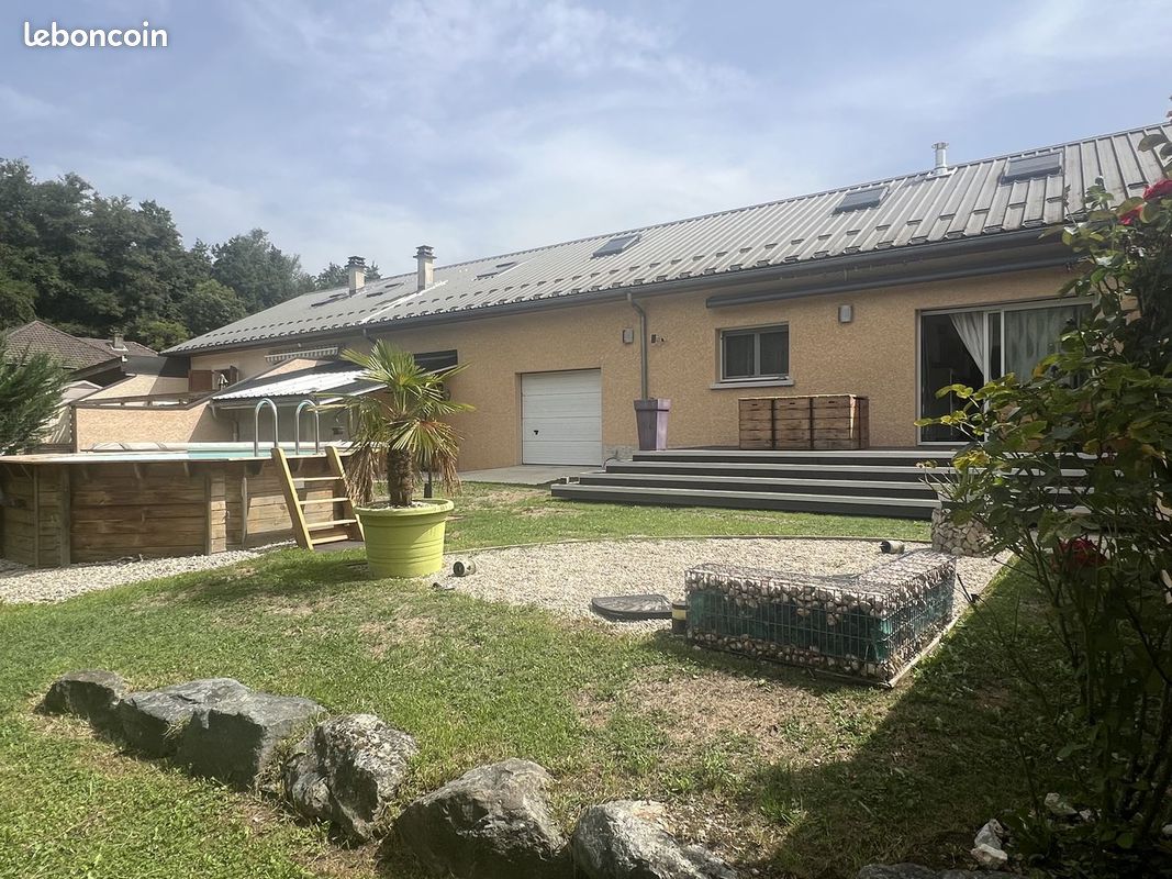 Maison 6 pièces 115 m² (image 1)