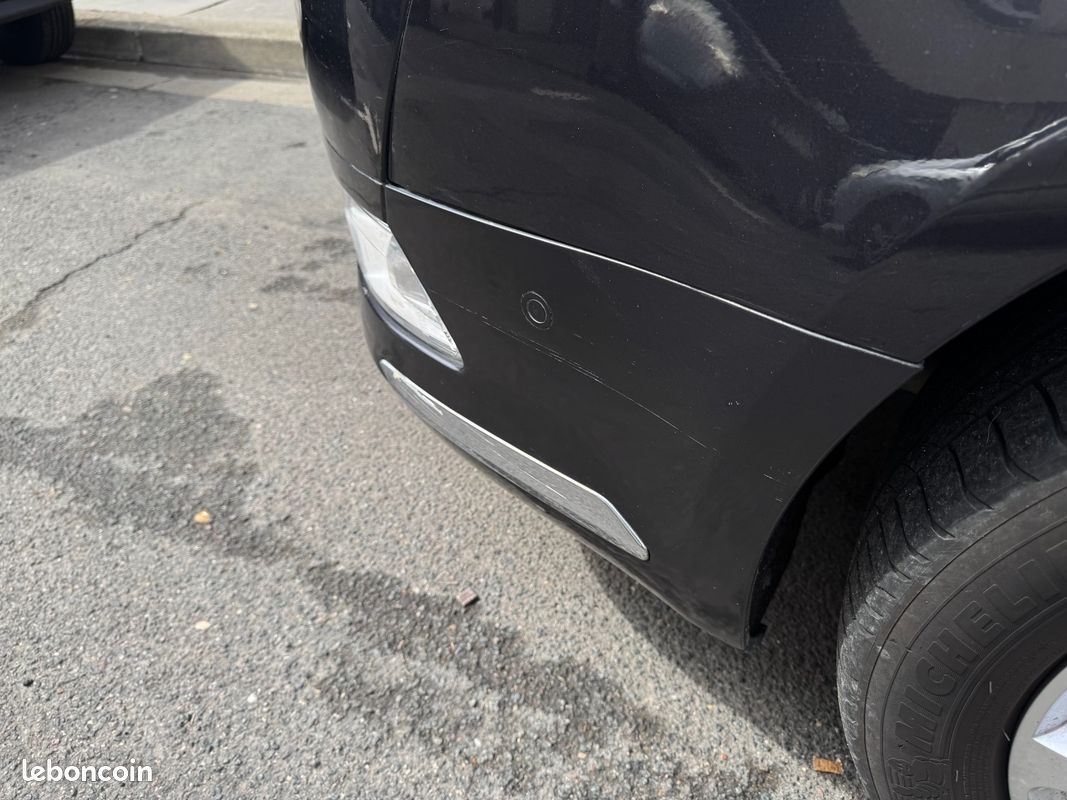 CITROEN C5 HDi 160ch Exclusive+ - Suivi d'Entretien Complet (image 35)