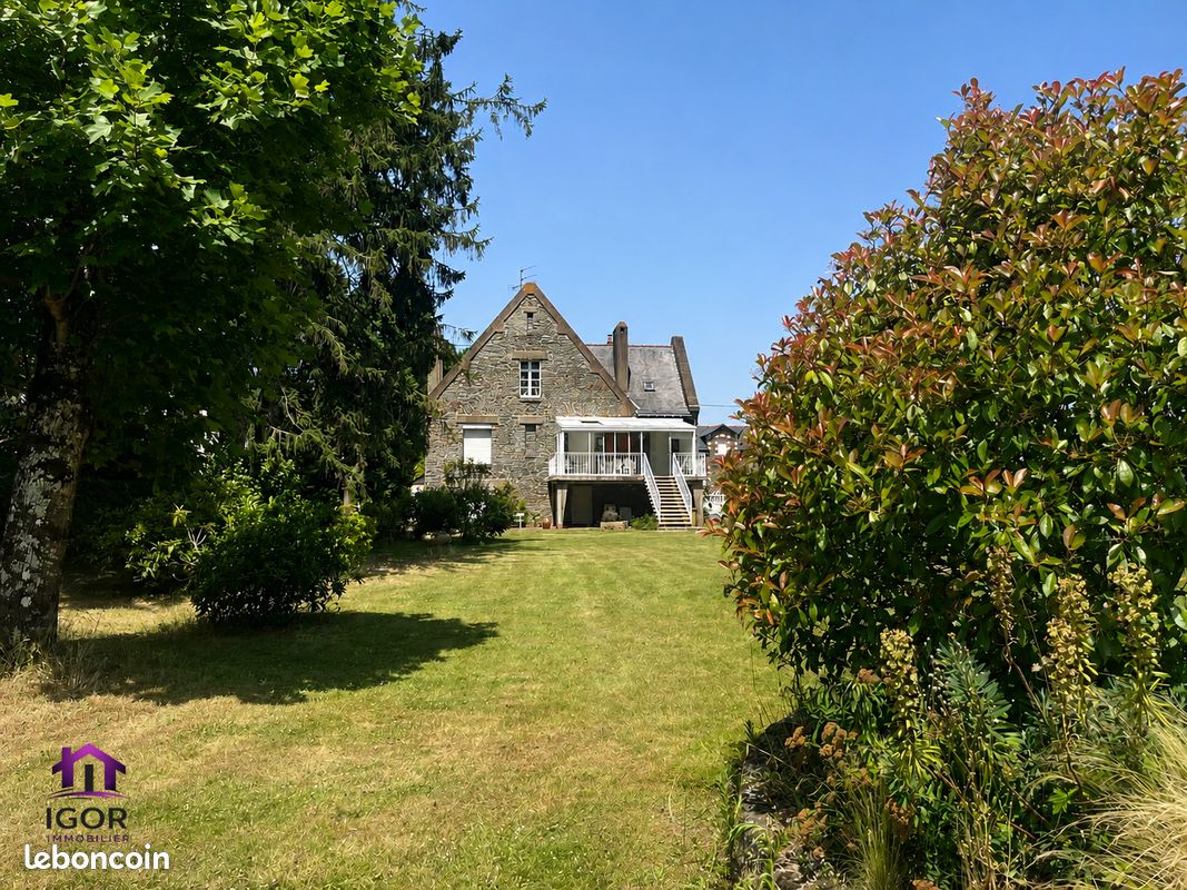Maison 10 pièces 227 m² · à Guémené-Penfao · 227 m² · 337 000 €